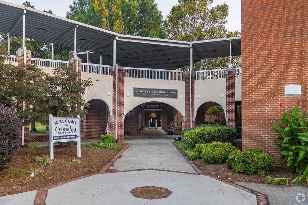 Grimsley High School, Rankings & Reviews