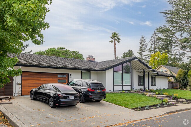 This ranch-style home located Rheem, CA has been renovated with a modern twist.