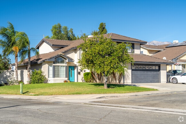 Discover a spacious multi-story single-family home in Northgate.