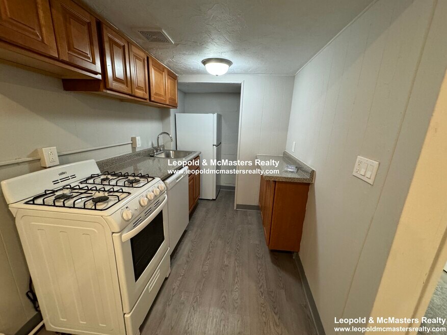 1337 Commonwealth Ave unit 3, Boston, MA 02134 - photo 1