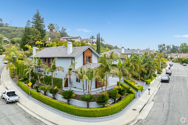 Styles of homes in Emerald Isle include large Mediterraneans with expansive gardens.