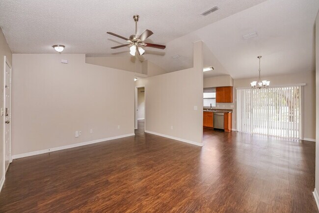 14280 Rensselaer Rd, Orlando, FL 32826 - photo 5