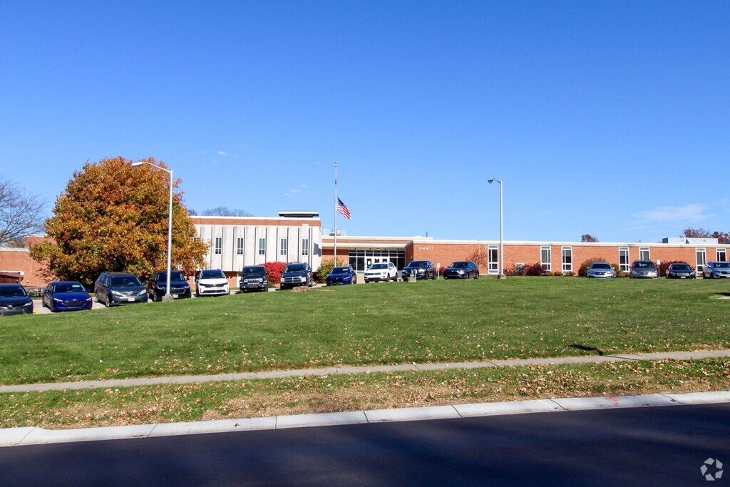 Summit Elementary School serves Cherry Grove students from Pre-K through the 5th grade