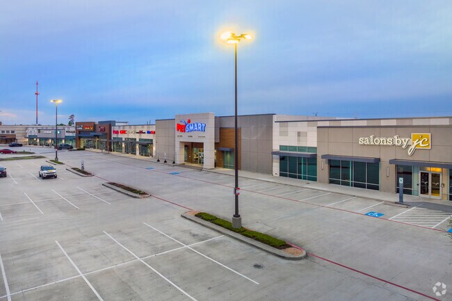 Birnham Woods Market Place near Benders Landing is the ideal place for all your retail needs.