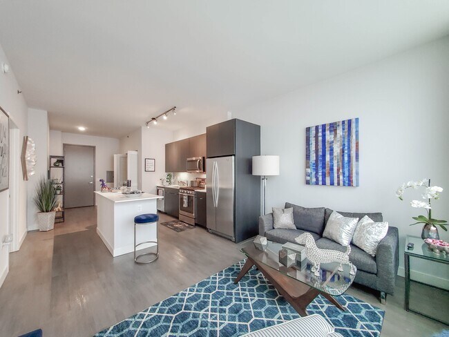 1000 South Clark, Chicago, IL 60605 - photo 3