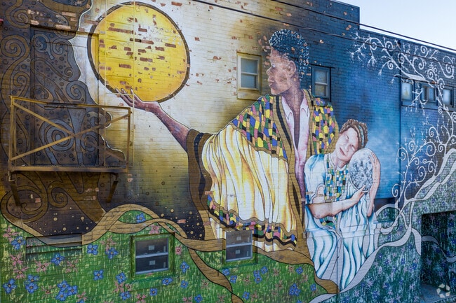 Oakdale has wonderful street art throughout the neighborhood.