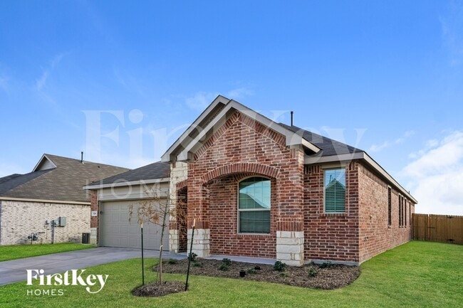 929 High Noon Dr, Haslet, TX 76052 - photo 2