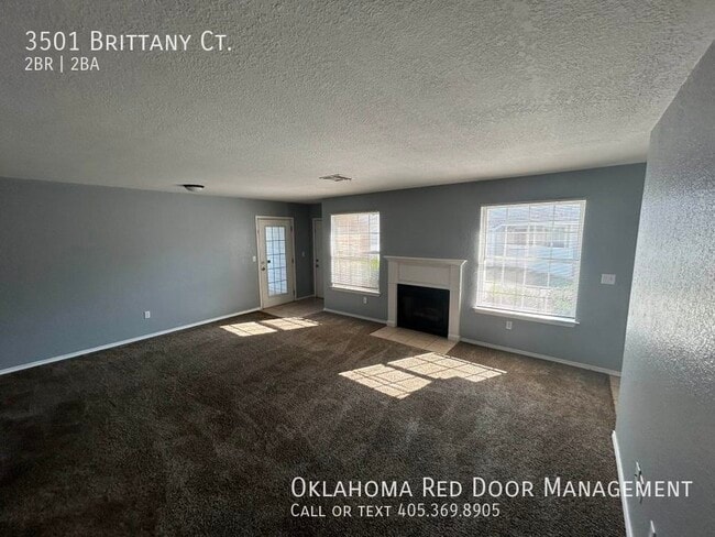 3501 Brittany Ct, Moore, OK 73160 - photo 2