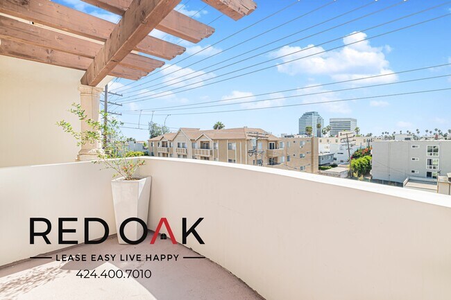 11848 Kiowa Ave unit PH4, Los Angeles, CA 90049 - photo 3