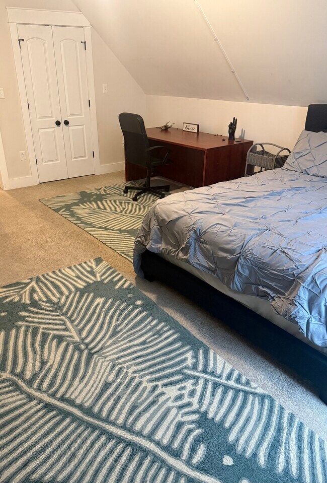 7441 River Rd Unit 1, Hanover, VA 23069