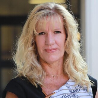 Dana Arnold