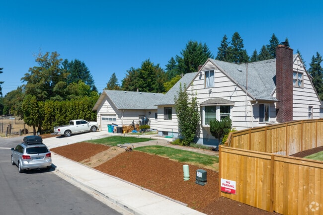 Some older homes remain on larger lots in Northeast Hazel Dell.