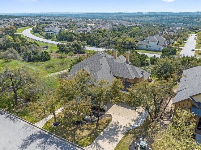 17401 Rush Pea Cir, Austin, TX 78738 - photo 6