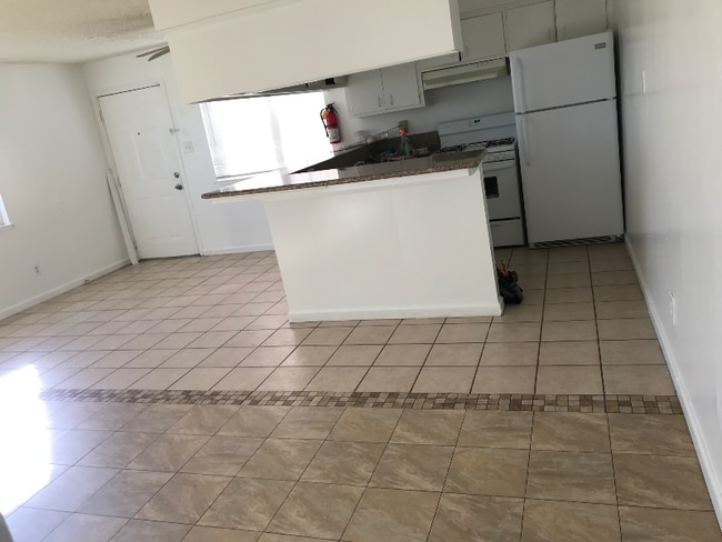 26 Nedra Ct, Sacramento, CA 95822 - photo 2