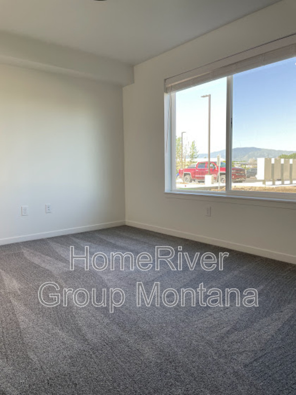 1365 Rodgers St, Missoula, MT 59802