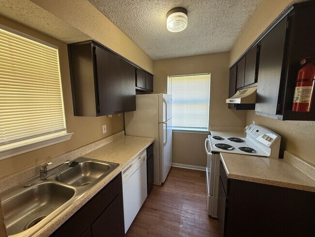 4808 Rainbow Cir unit 4, Killeen, TX 76543 - photo 4