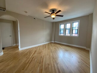 894 Green Bay Rd, Winnetka, IL 60093
