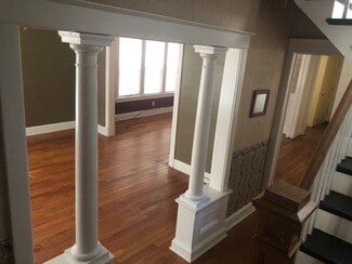 826 Myrtle Ave, Albany, NY 12208