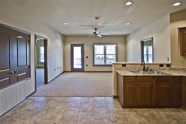 1930 N Reynolds Rd unit 104, Bryant, AR 72022 - photo 4