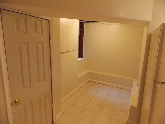 Cubby/Storage Area