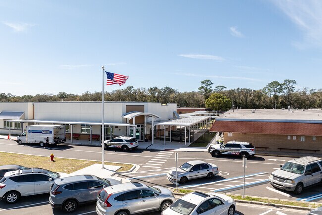 Woodward Avenue Elementary School earns an overall Niche rating of 