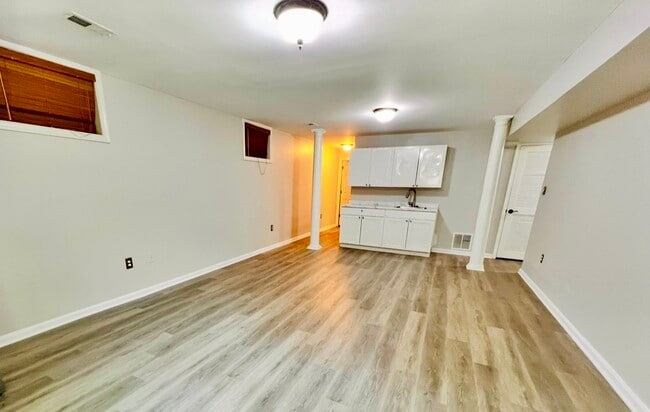 9538 Clematis St, Manassas, VA 20110 - photo 2