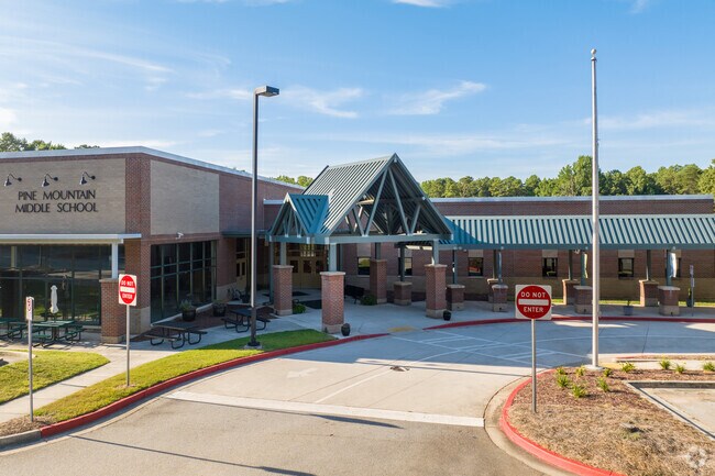 Pine Mountain Middle School is a highly-rated, public school located in Kennesaw, GA.