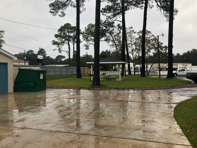 209 Green Acres Rd unit 2, Fort Walton Beach, FL 32547 - photo 3