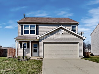 1676 Sweetwater Ln, Greenfield, IN 46140