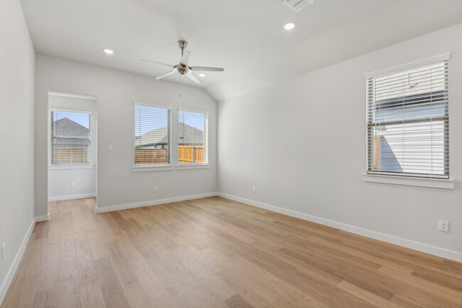 906 Knox River Dr, McKinney, TX 75071 - photo 6