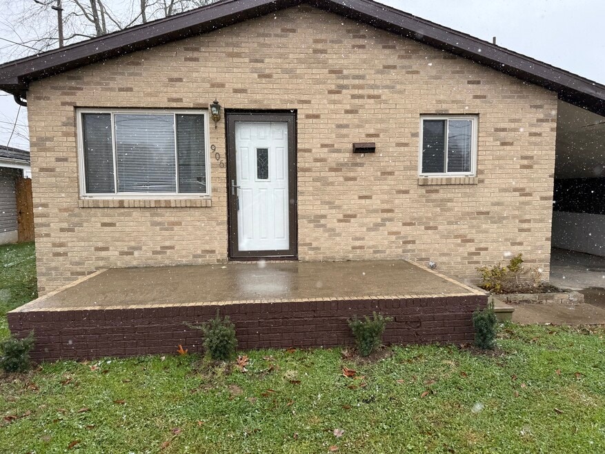 906 19th St, Vienna, WV 26105 - photo 1