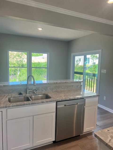 181 Lockheed Dr, Coraopolis, PA 15108 - photo 3