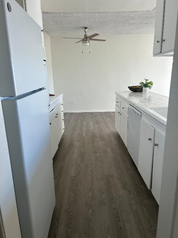 10200 De Soto Ave unit 114, Chatsworth, CA 91311 - photo 2