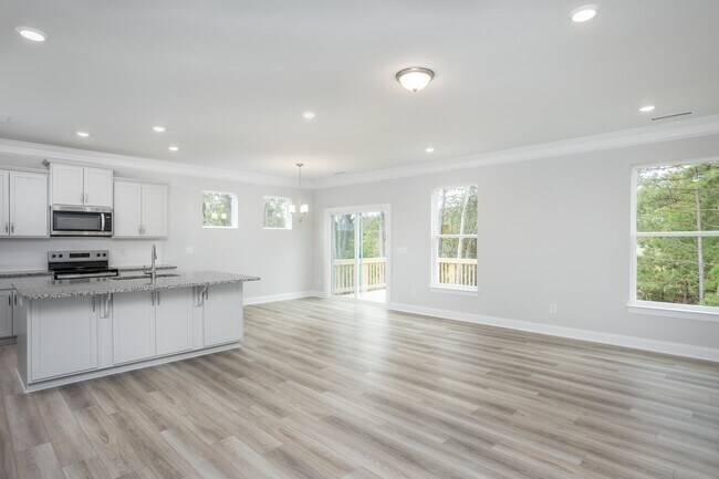 114 Arundel Dr, Clayton, NC 27527 - photo 5