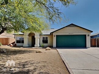 24027 N 40th Dr, Glendale, AZ 85310