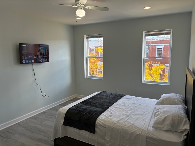 820 N Lakewood Ave, Baltimore, MD 21205 - photo 1