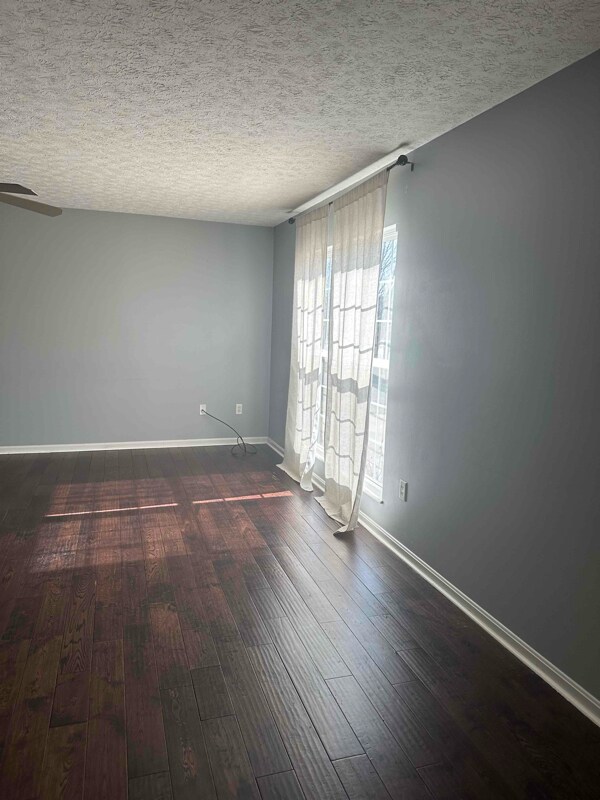 201 Greenleaf Dr, Elizabethtown, KY 42701 - photo 2