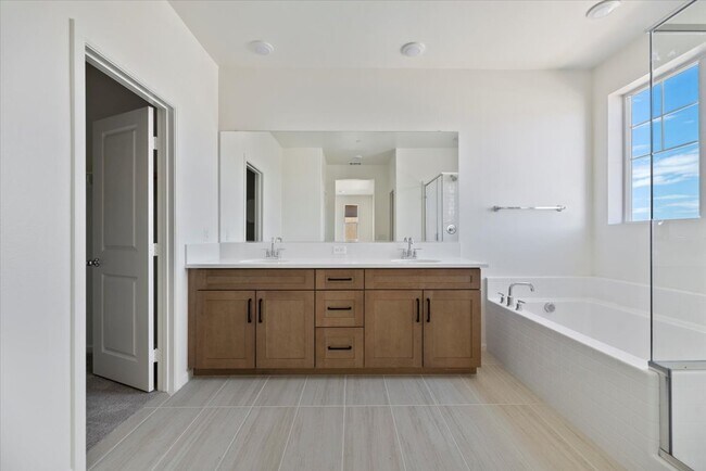 30536 Paul Ln, Winchester, CA 92596 - photo 5