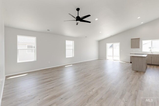 2294 N Honeysuckle Ave, Kuna, ID 83634 - photo 6