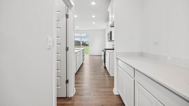 9946 Edgebrook Ln, Huntley, IL 60142 - photo 7