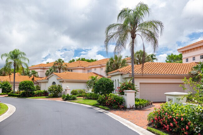 Grey Oaks features communities of coach homes with a Mediterranean style.