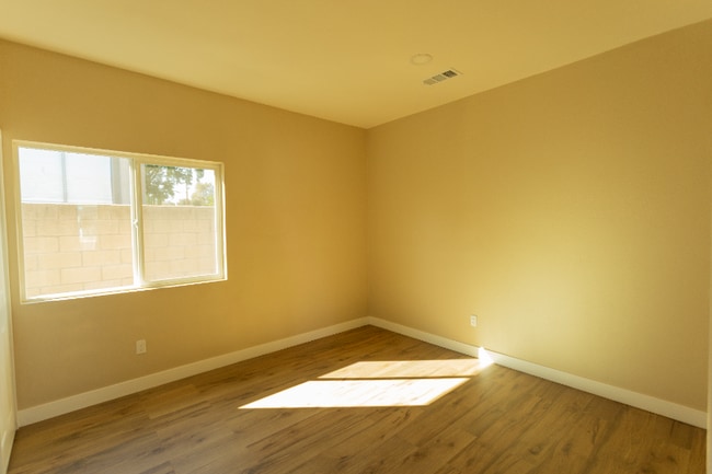 9266 Ramona Ave unit B, Montclair, CA 91763 - photo 4