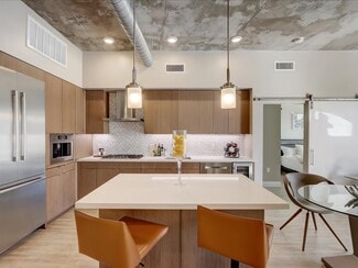 550 W Date St, San Diego, CA 92101
