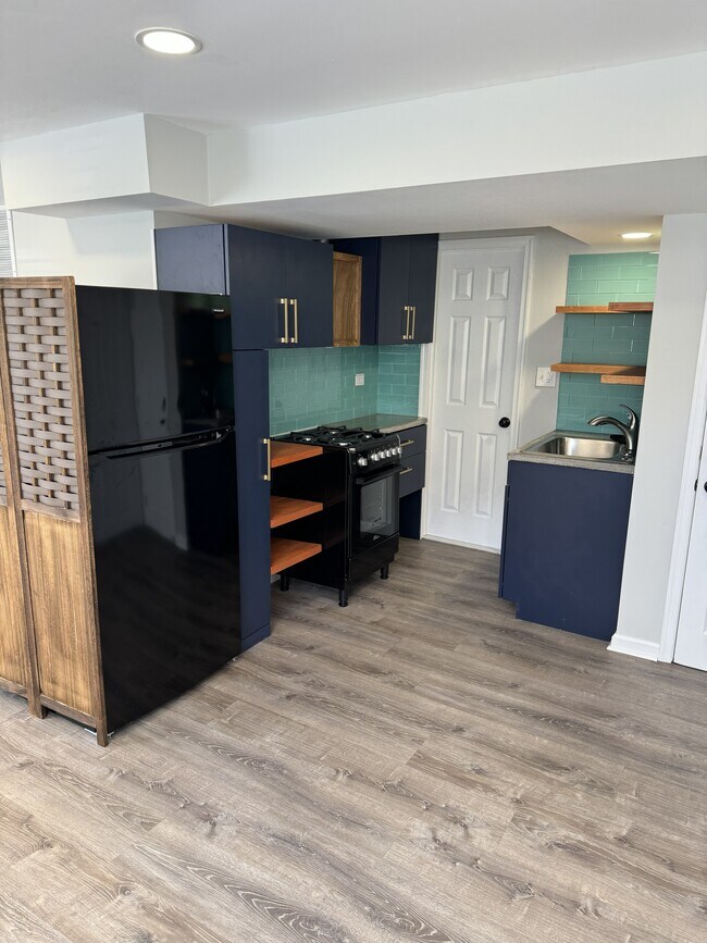 914 Daleview Dr, Silver Spring, MD 20901 - photo 4