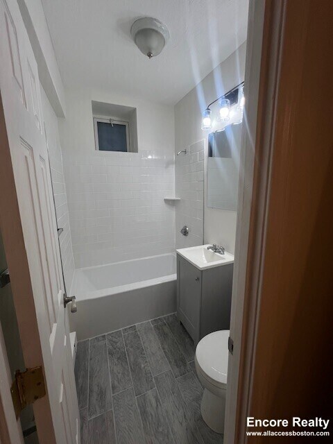 111 Norway St unit D9, Boston, MA 02115 - photo 4