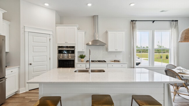 281 Denham St, Summerville, SC 29486 - photo 2