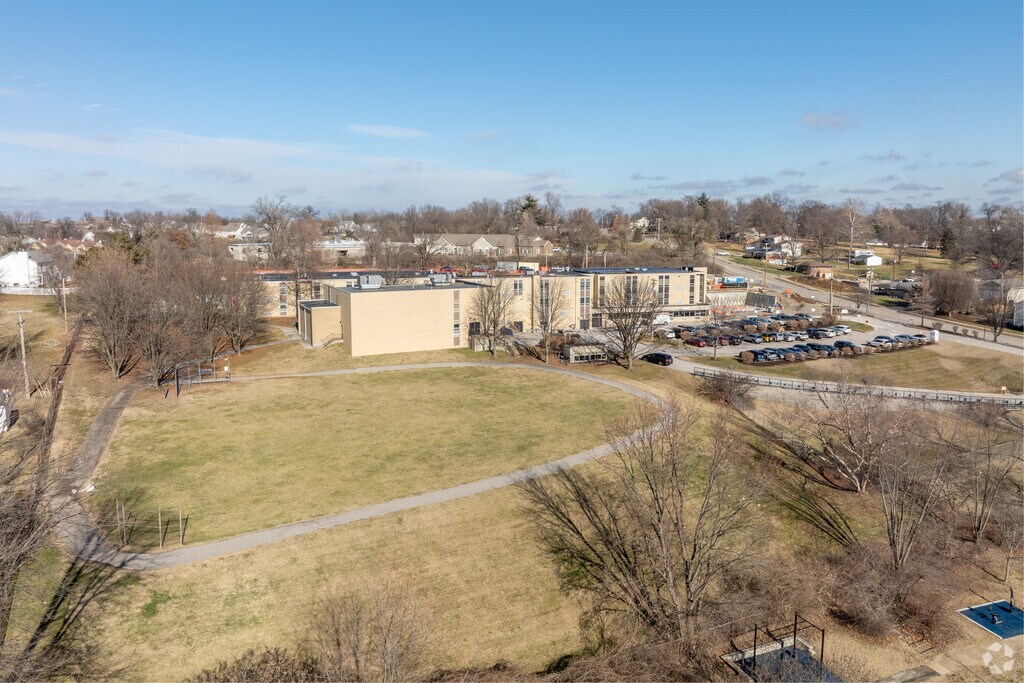 Parkwood Elementary has greens pace all over the campus.