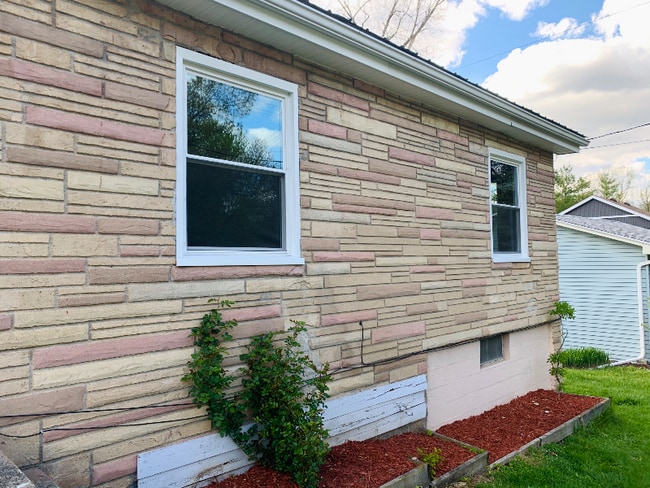 6289 Marsh Rd, Haslett, MI 48840 - photo 3