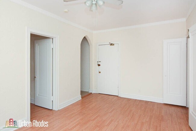 4830 N Damen Ave unit A04C, Chicago, IL 60625 - photo 3