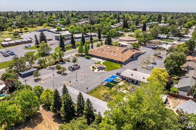 The courses a Orangevale Adventist School encourage critical thinking and creativity.